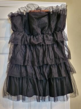 Ruffle Strapless Elegant Dress